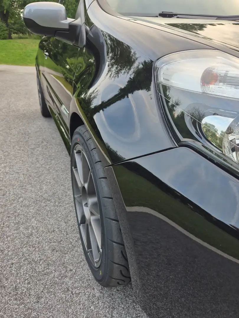 Renault Clio Sport 2,0 16V Schwarz - 2