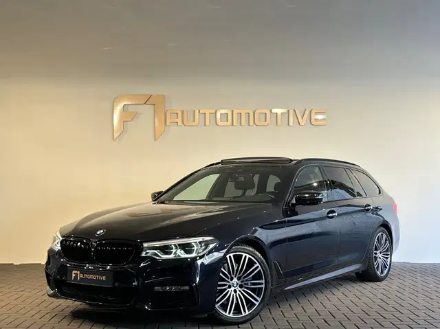 BMW 530 5-serie Touring 530i xDrive M Sport High Ex Pano|S