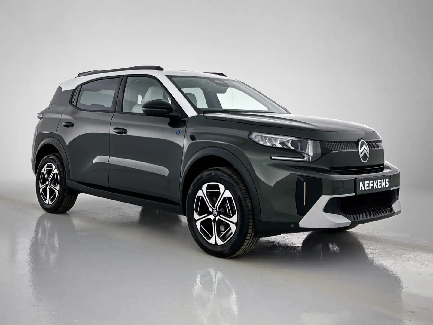 Citroen C3 Aircross Ë-C3 EV Max 44 kWh 113 pk | Navigatie | Achteruitr Groen - 2