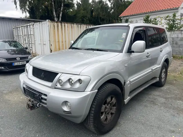 Mitsubishi Pajero 3,2 DI-D 4x4 Automatik Leder Seilwinde 2003