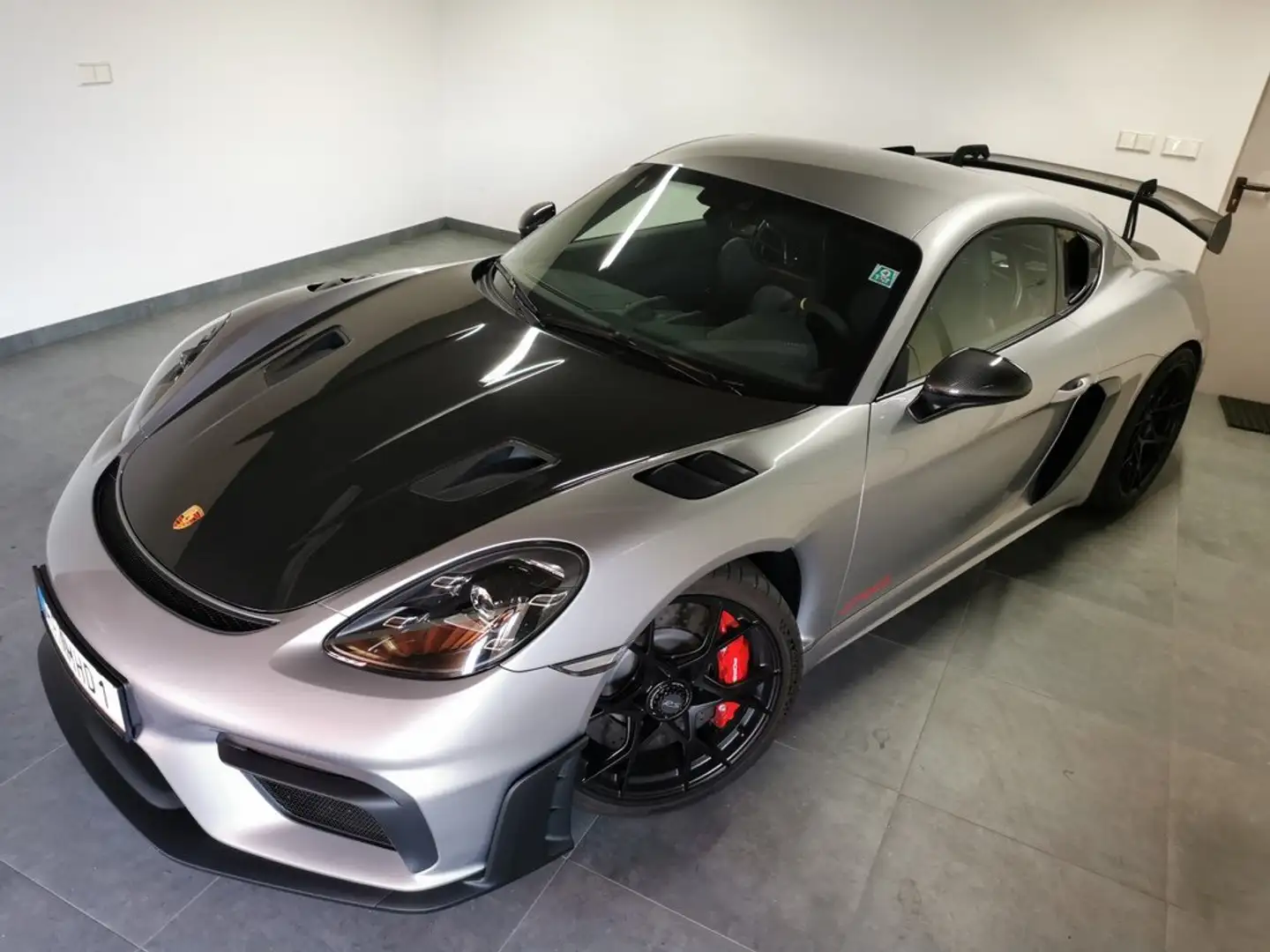 Porsche Cayman -GT4 RS Weissach Clubsport,LED schwarz,Approved Silber - 1