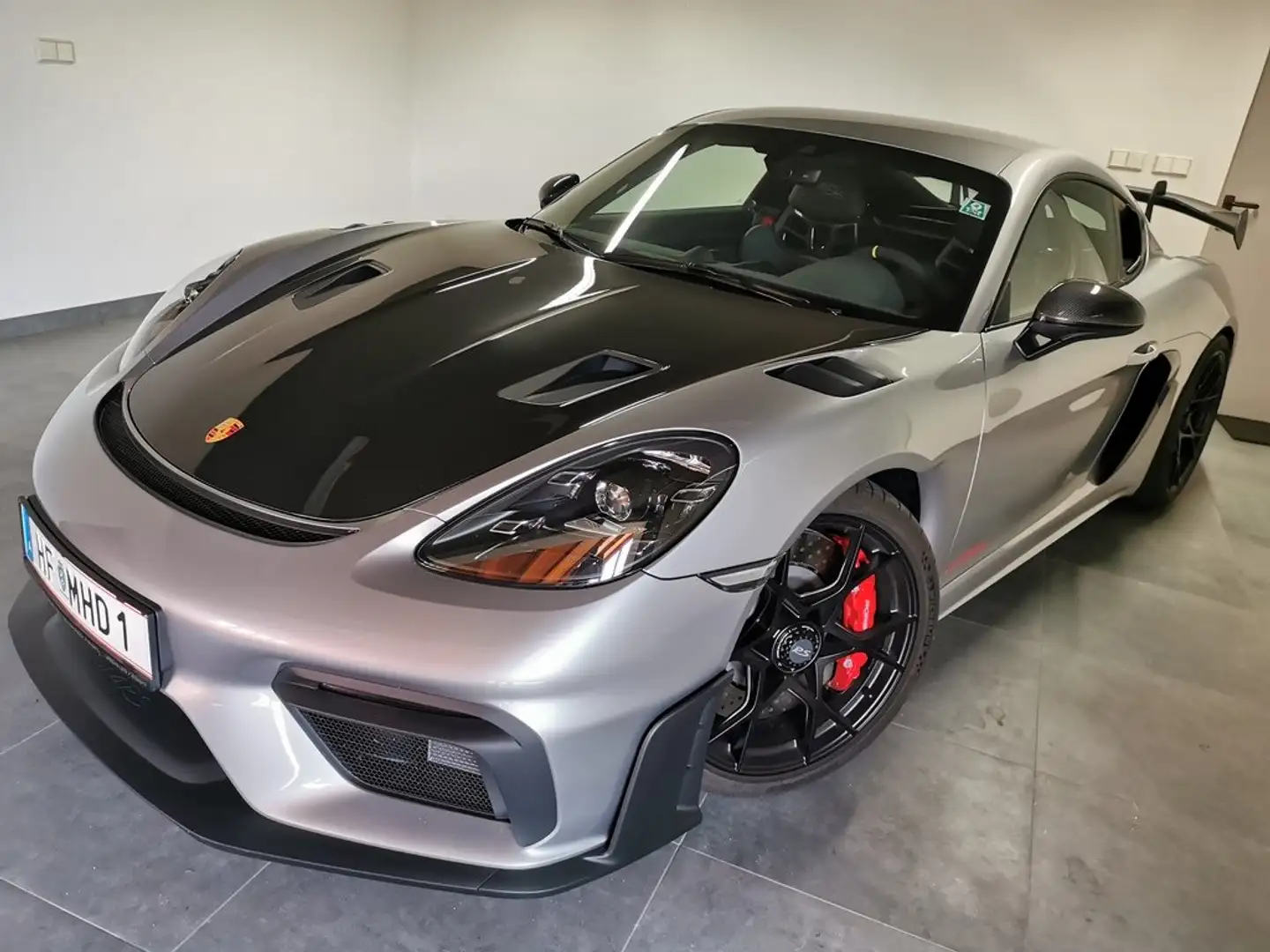 Porsche Cayman -GT4 RS Weissach Clubsport,LED schwarz,Approved Silber - 2