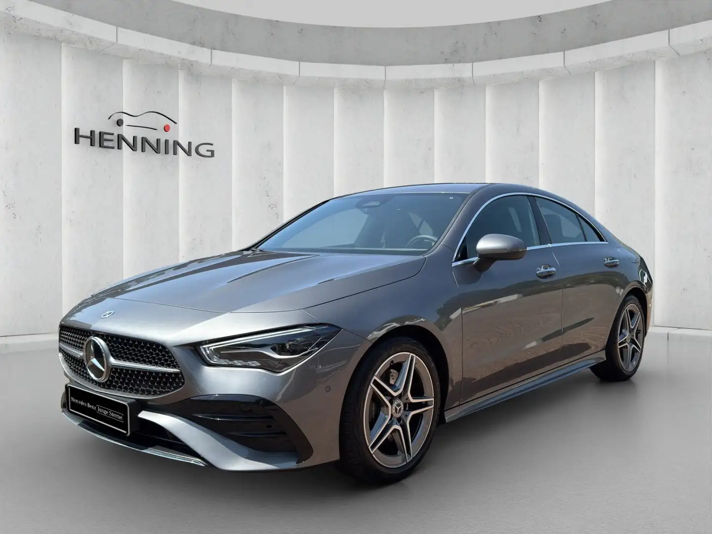 Mercedes-Benz CLA 200 AMG Coupe Kamera Ambiente LED LHZ SP 18" Grau - 1