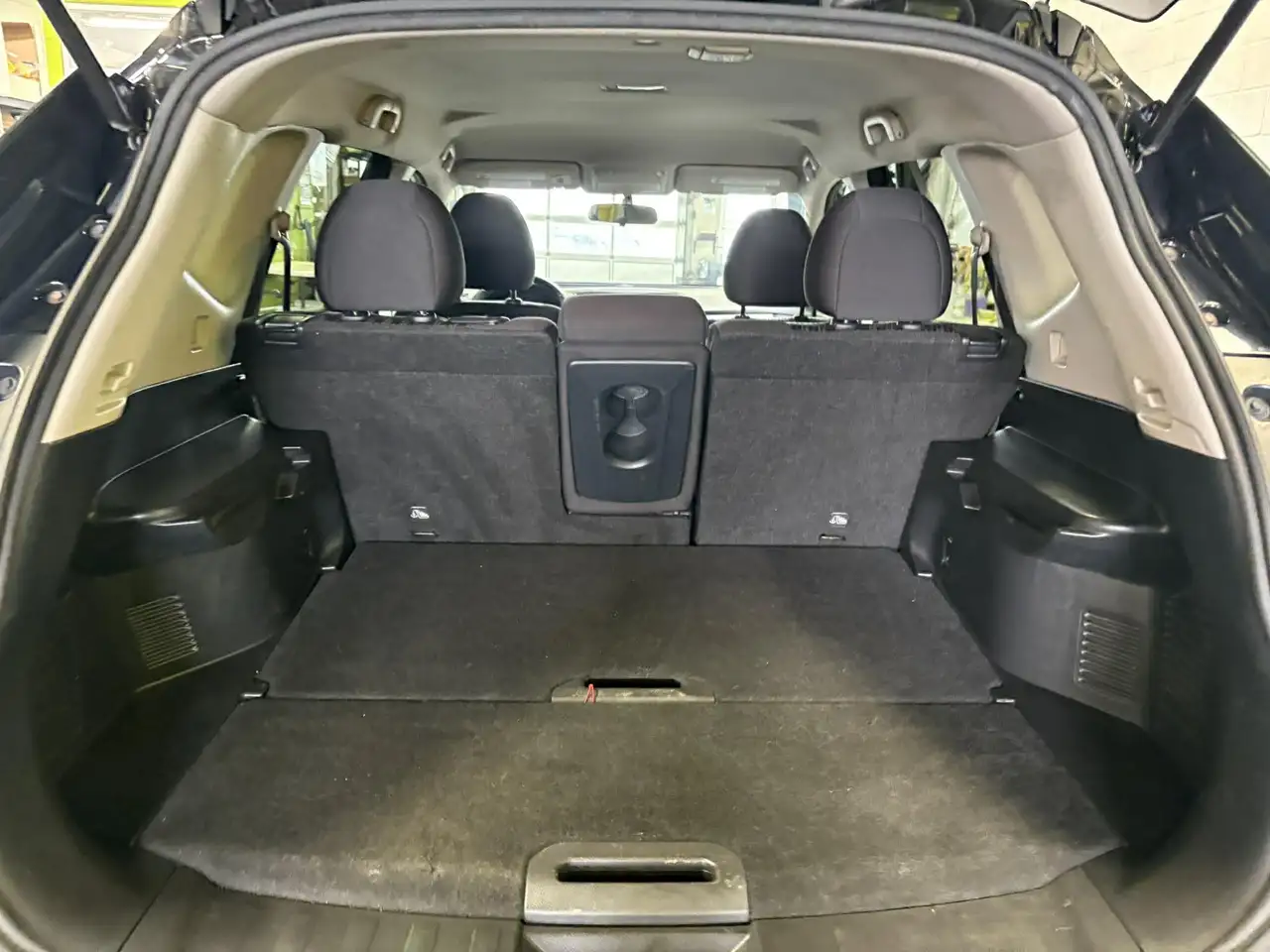Nissan Rogue снимка Nissan Rogue