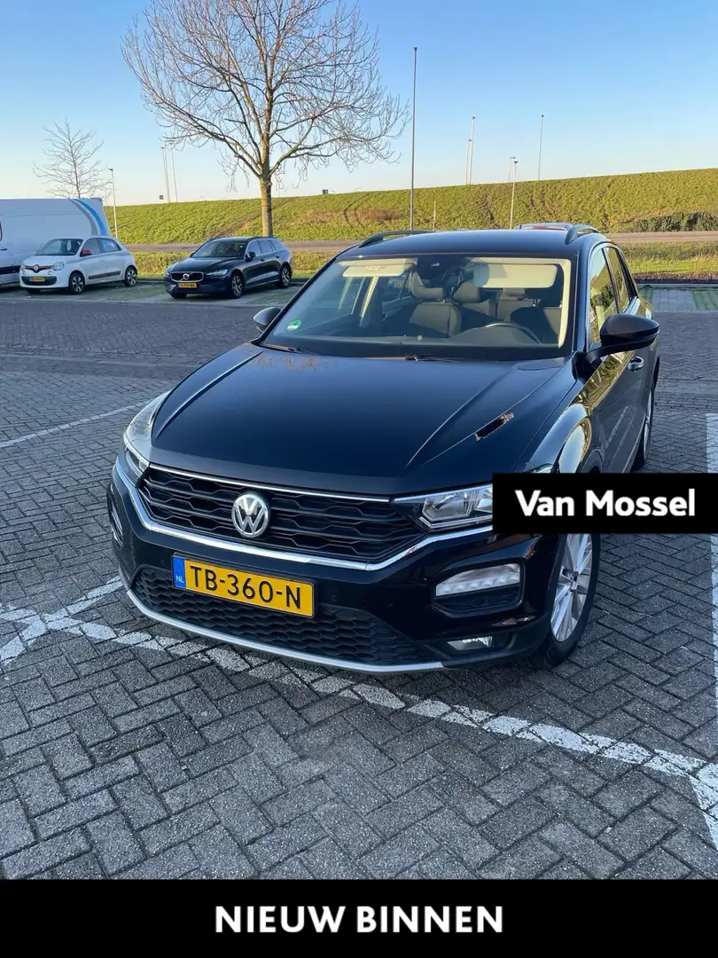 Volkswagen T-Roc 1.0 TSI Style 110 PK | Airco | Apple Carplay | Ada Nero - 1
