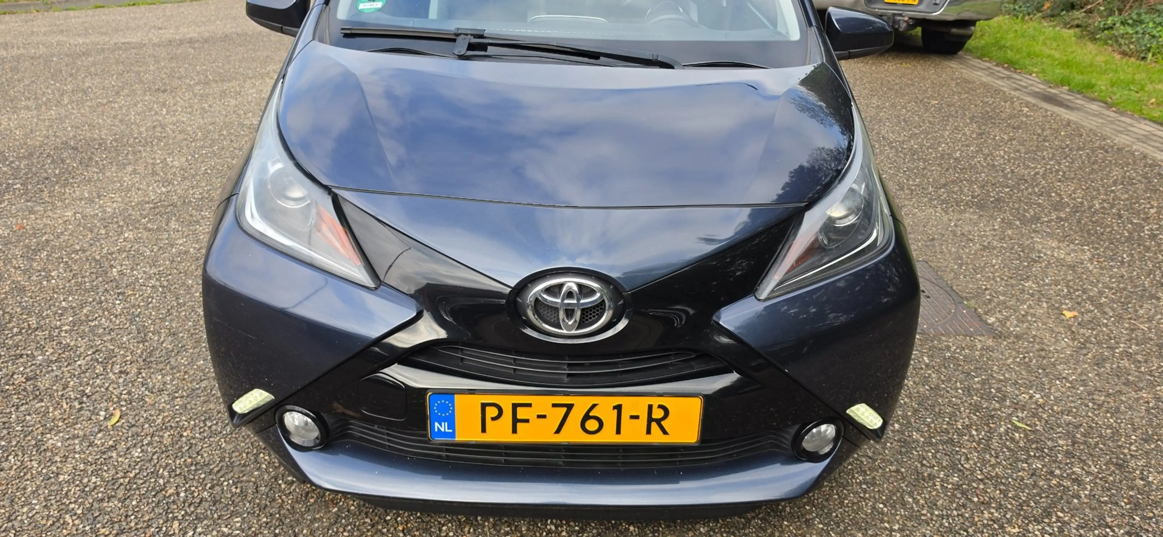 Toyota Aygo 1.0 VVT-i x-play 5Drs Airco Camera Bleutooth NAP — photo 25