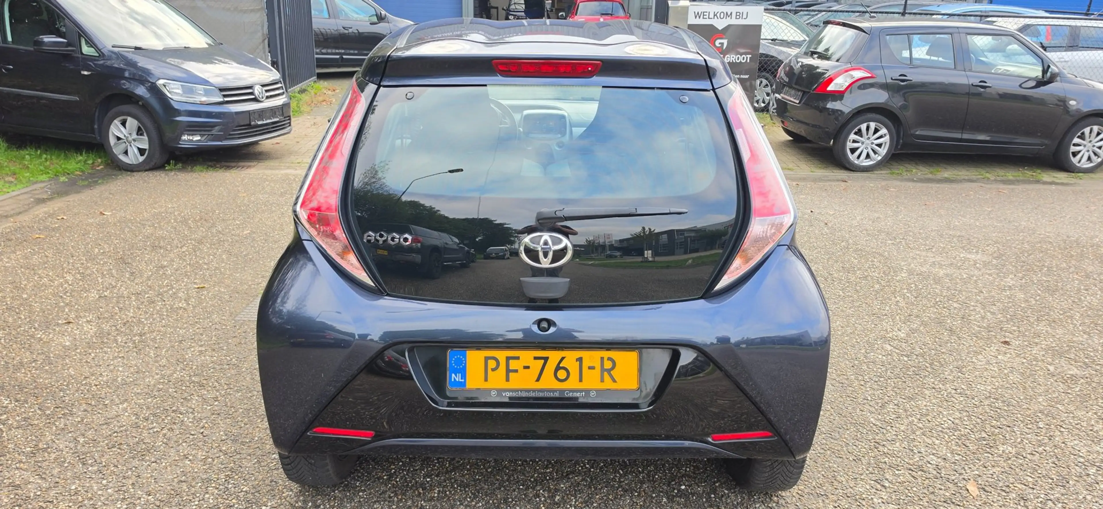 Toyota Aygo 1.0 VVT-i x-play 5Drs Airco Camera Bleutooth NAP — photo 24