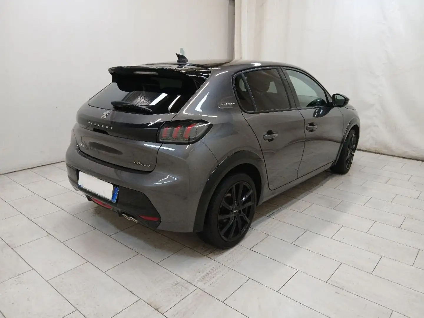 Peugeot 208 1.2 puretech GT Line s Grijs - 2