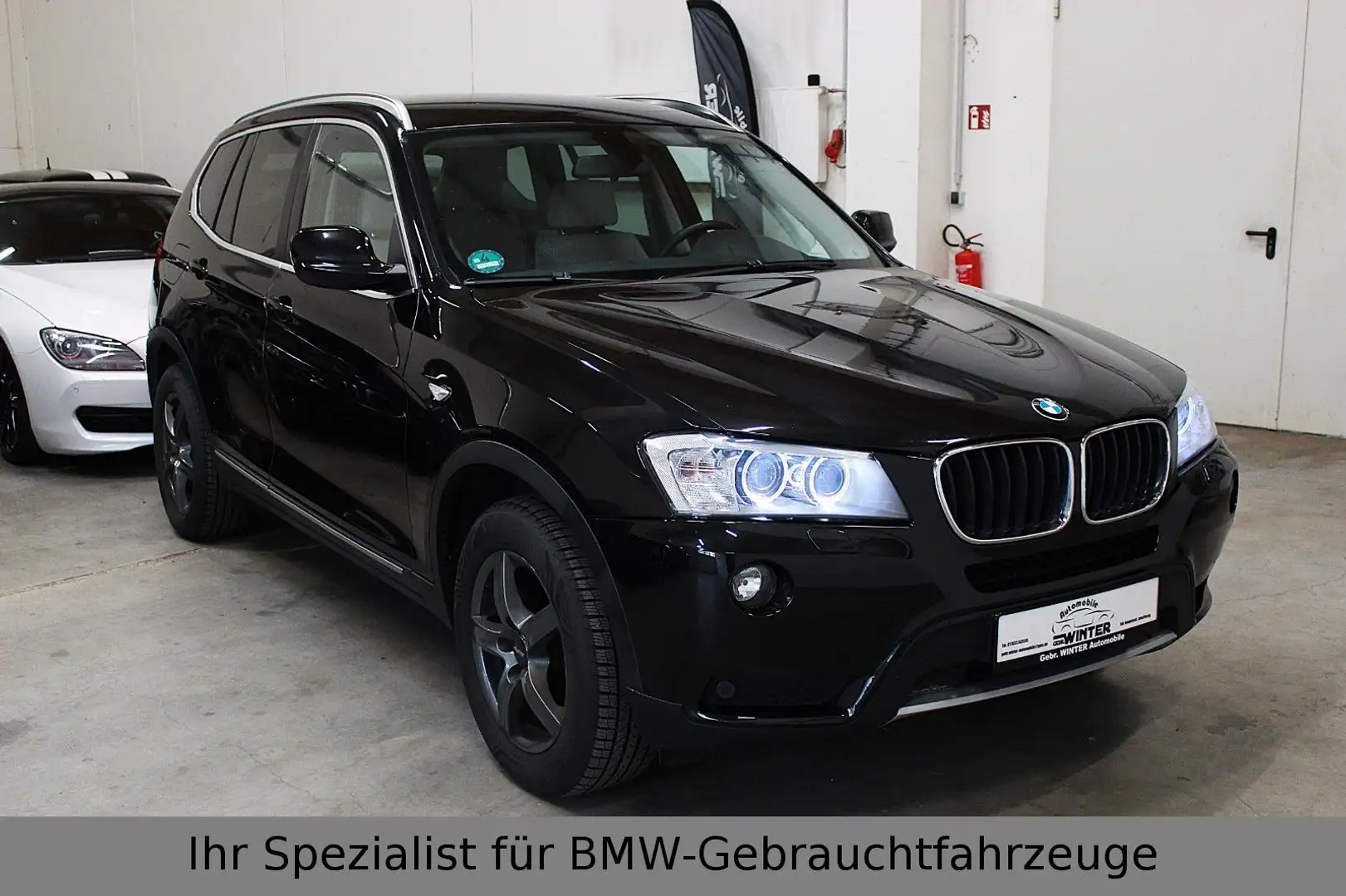 BMW X3 20d xDrive Vollleder*Navi*2.Hand Schwarz - 1