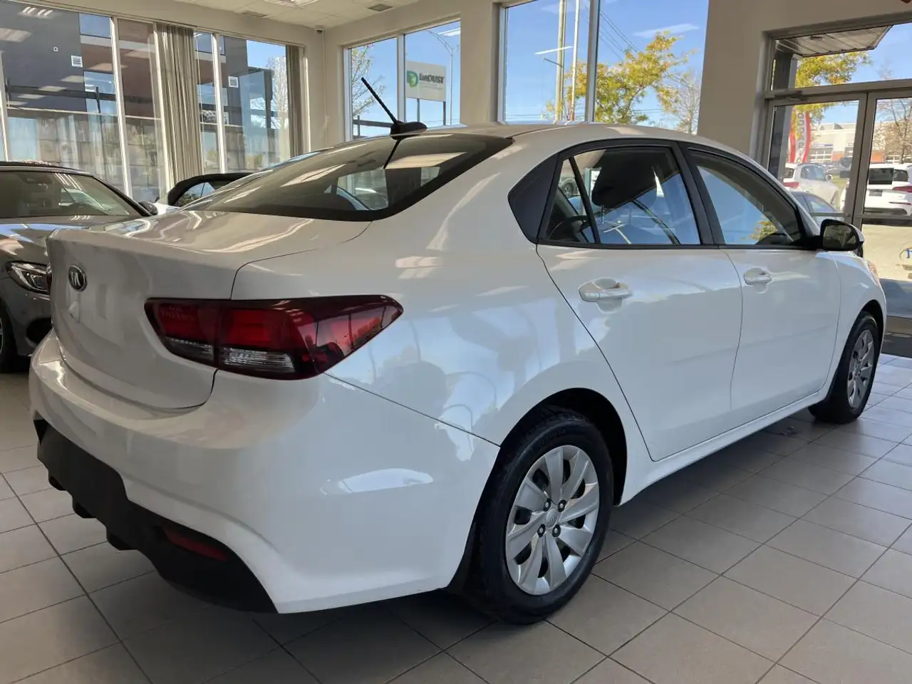 Kia Rio снимка Kia Rio