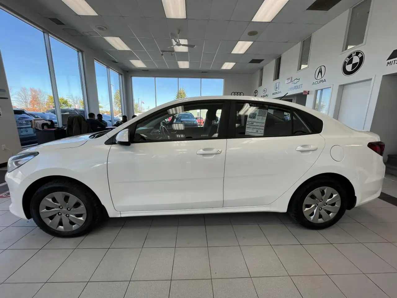 Kia Rio снимка Kia Rio