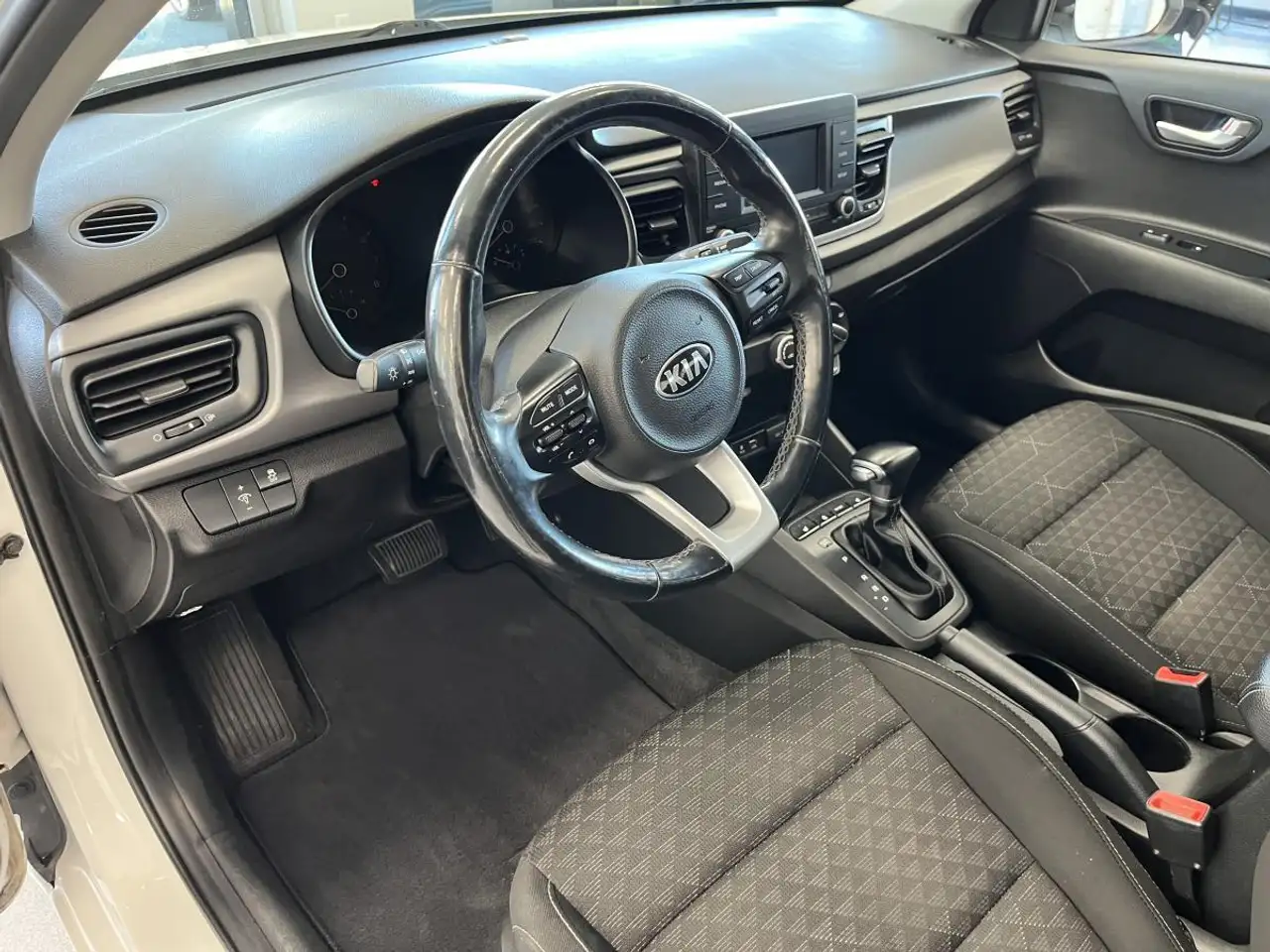 Kia Rio снимка Kia Rio