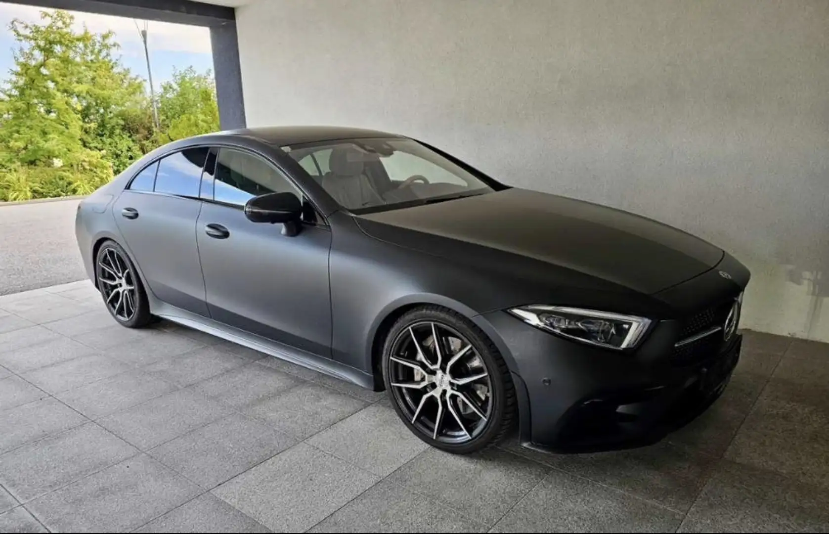 Mercedes-Benz CLS 450 4MATIC Aut. Schwarz - 2