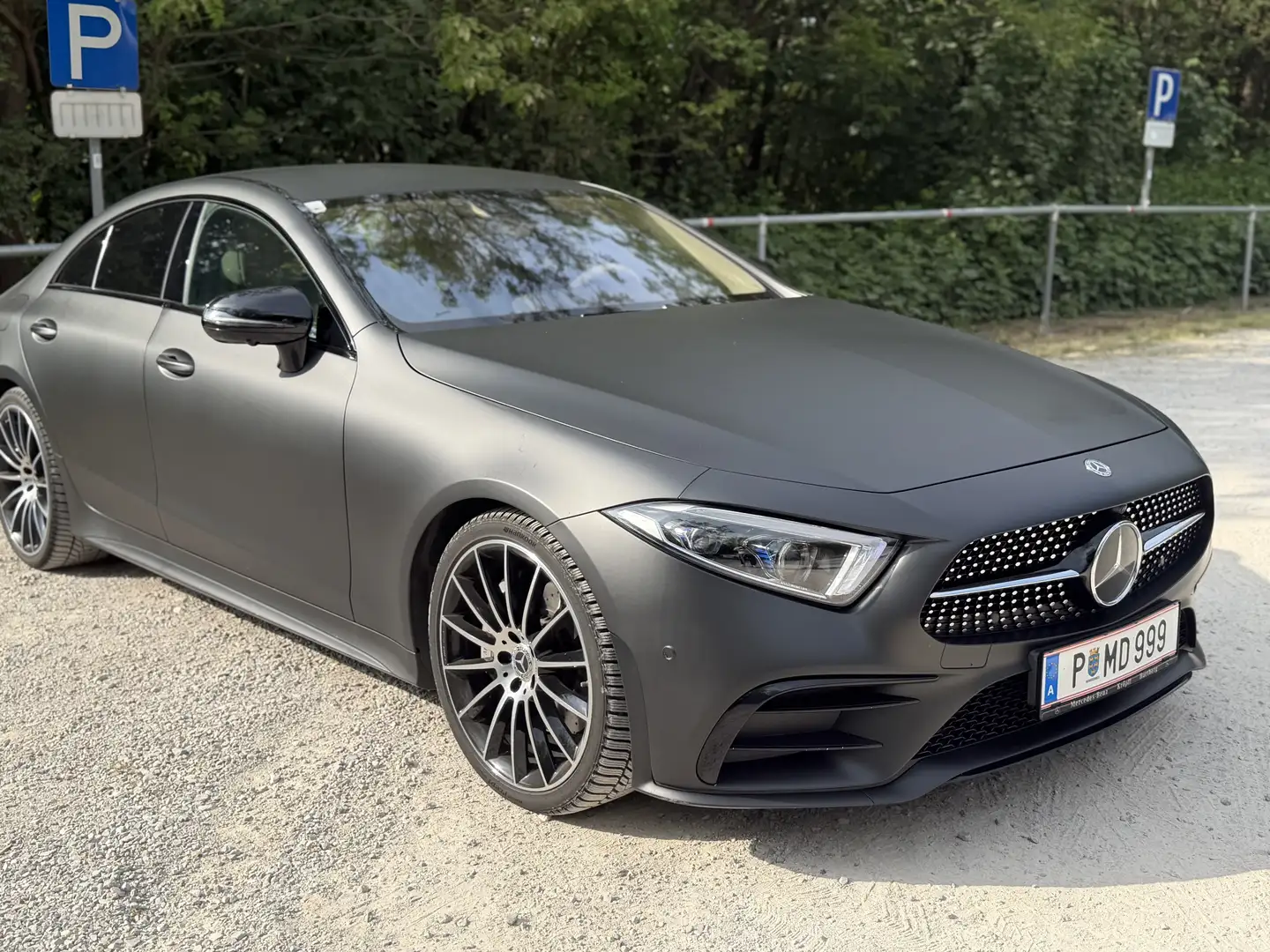Mercedes-Benz CLS 450 4MATIC Aut. Schwarz - 1