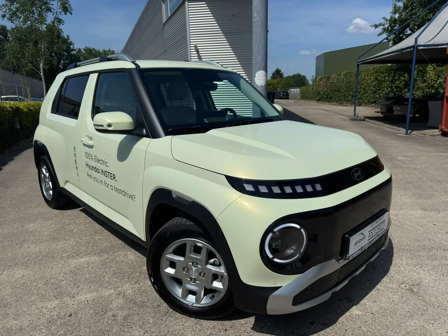 Hyundai Inster INSTER Urban 49kWh 115 Jaune - 1
