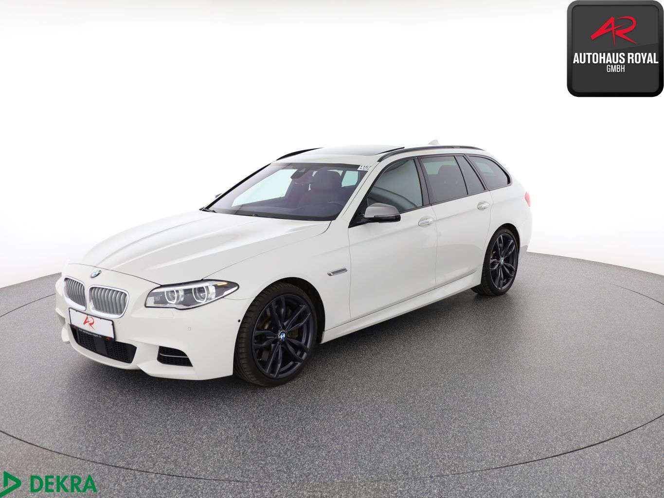 BMW M550