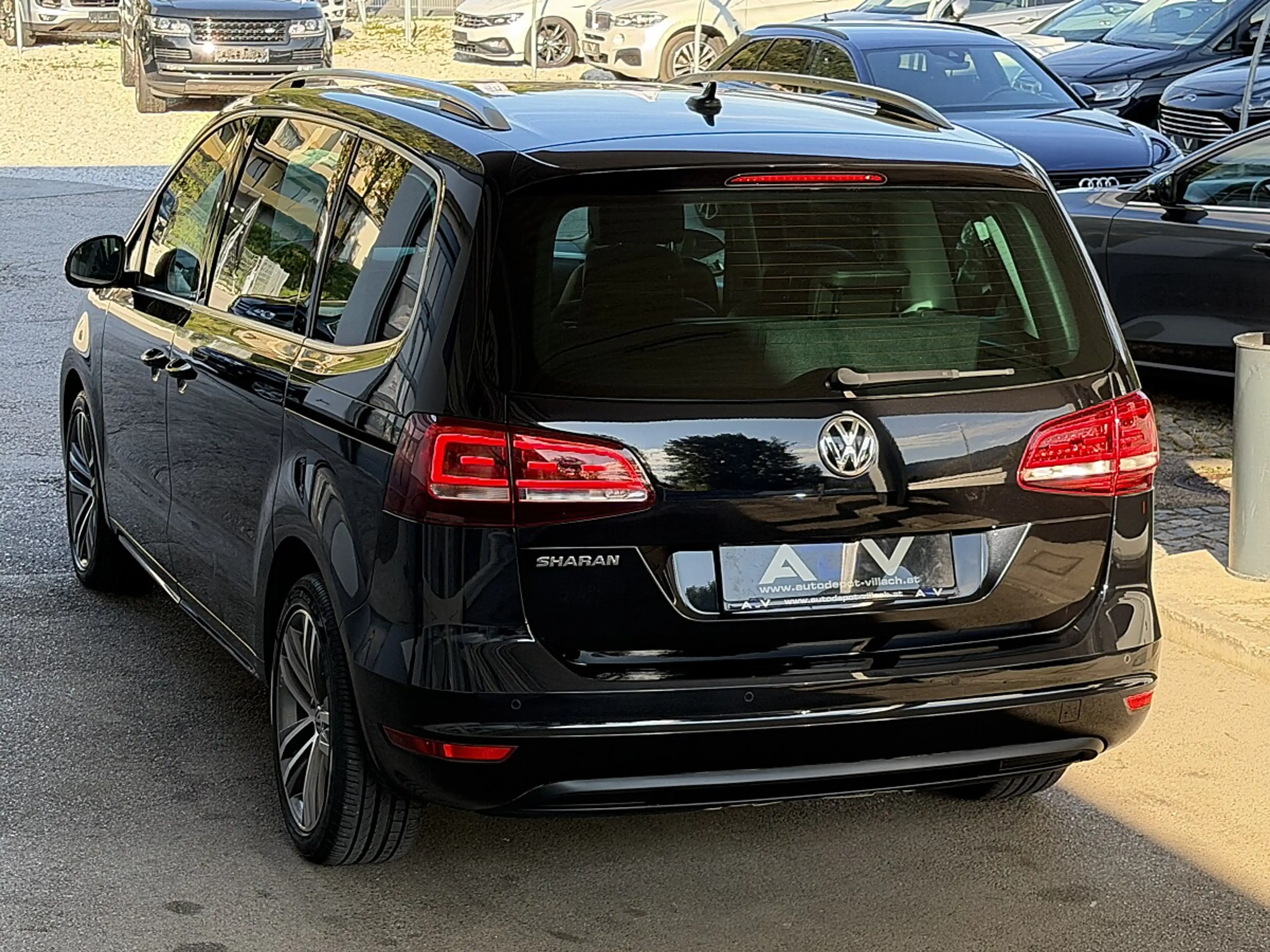 Volkswagen Sharan 1.4 TSI BlueMotionTech DSG Highline 7-Sitzer — photo 14