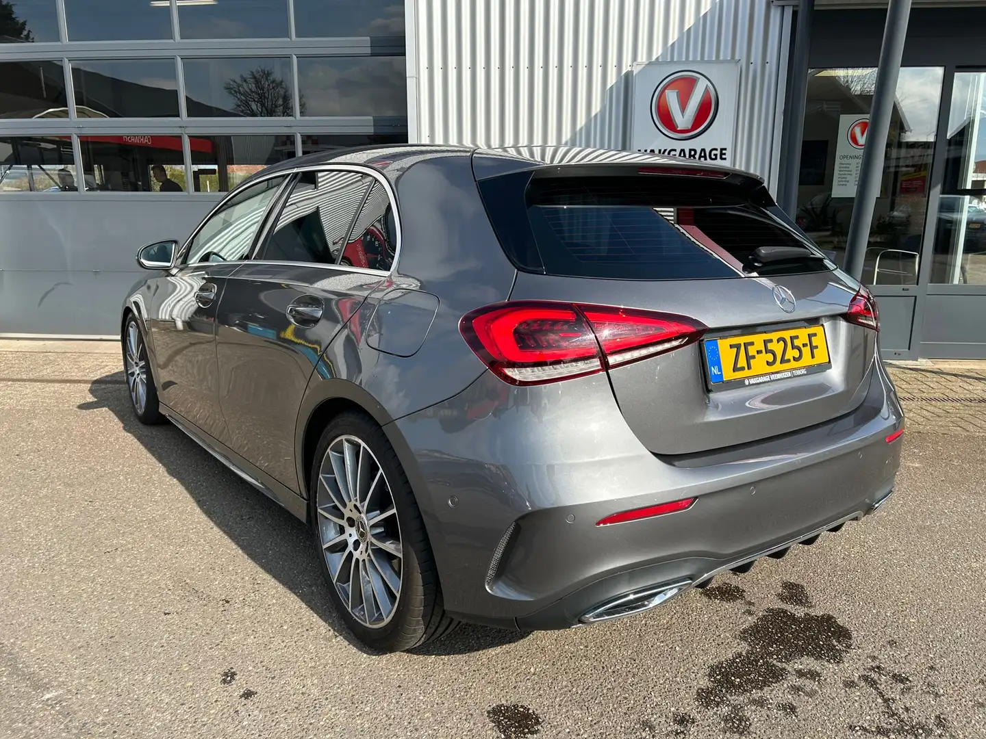 Mercedes-Benz A 200 Launch Edition AMG Premium Plus|Rijklaar prijs|Pan Grigio - 2