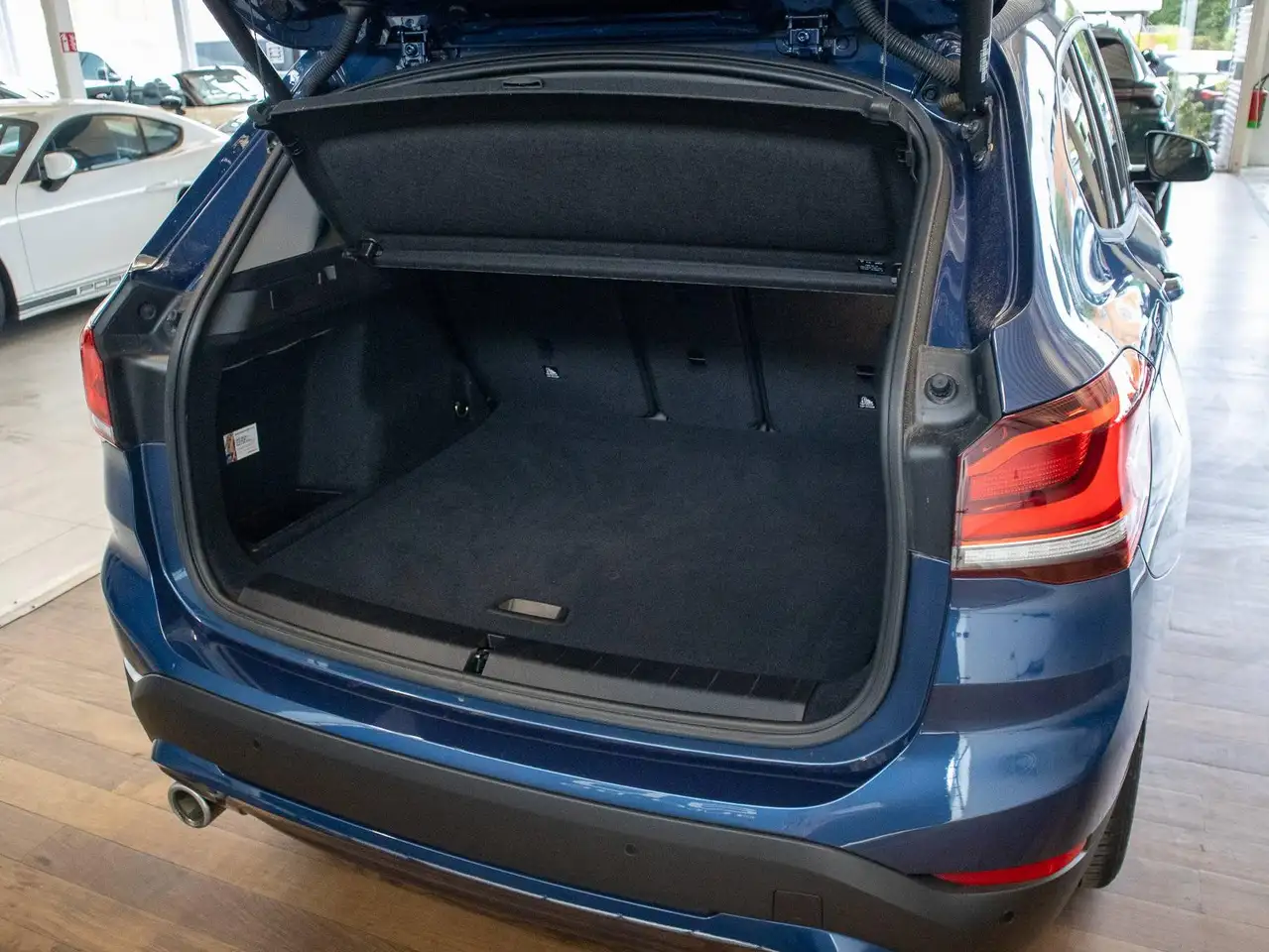 BMW X1 E xDRIVE, KEYLESS, HUD, DRIVING ASSISTANT PLUS, LEDER, HIFI, CAMERA, LED, DAB, миниатюра 23