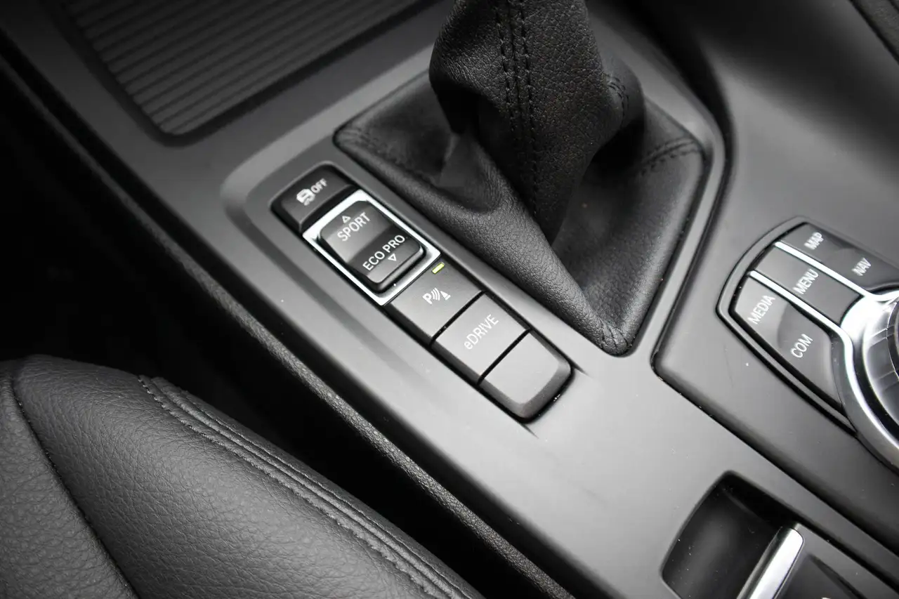 BMW X1 E xDRIVE, KEYLESS, HUD, DRIVING ASSISTANT PLUS, LEDER, HIFI, CAMERA, LED, DAB, миниатюра 21