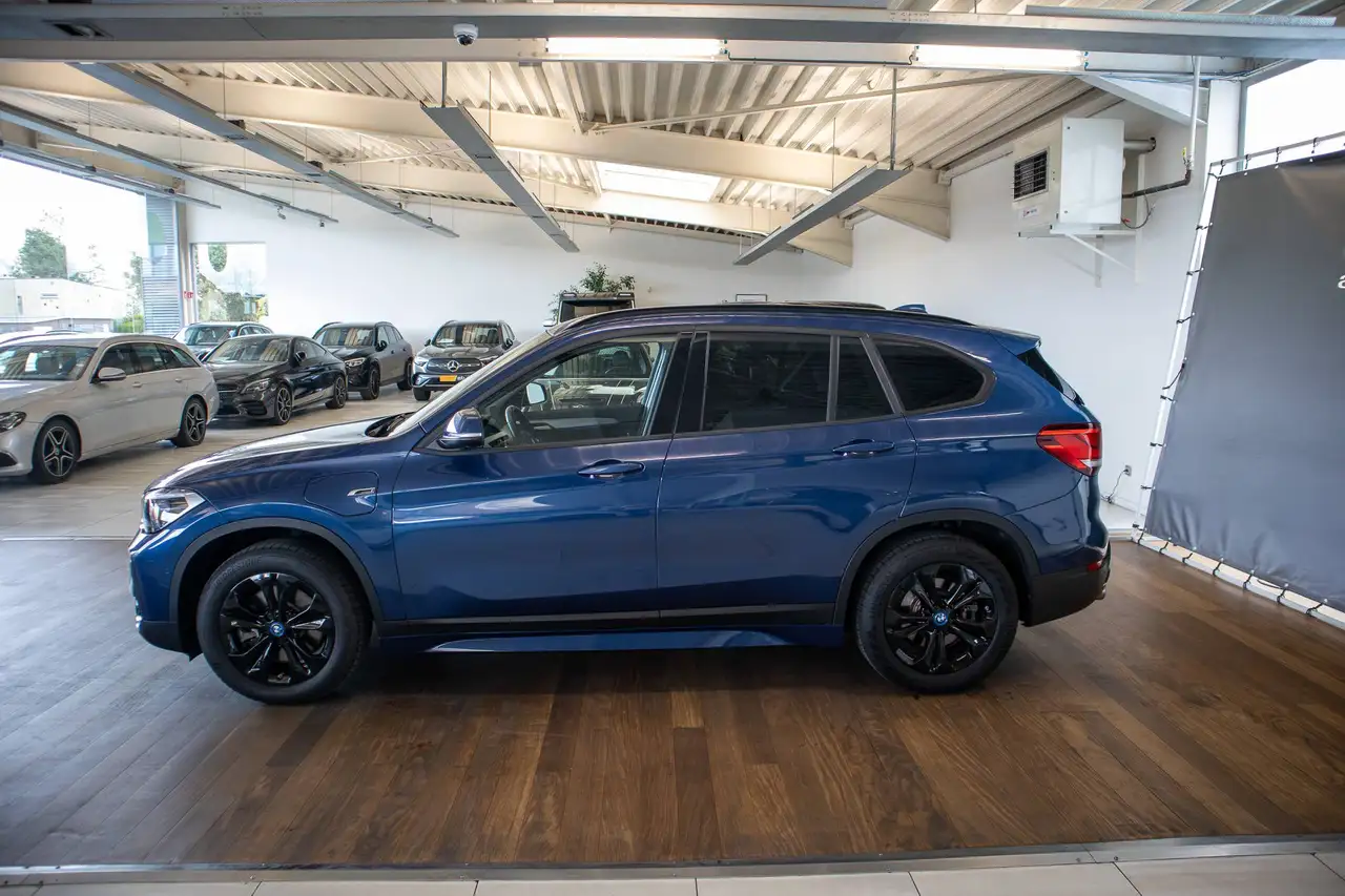 BMW X1 E xDRIVE, KEYLESS, HUD, DRIVING ASSISTANT PLUS, LEDER, HIFI, CAMERA, LED, DAB, миниатюра 6