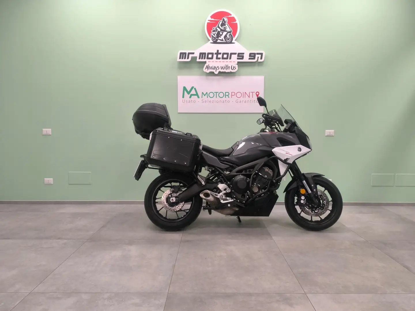 Yamaha Tracer 900 Gris - 2