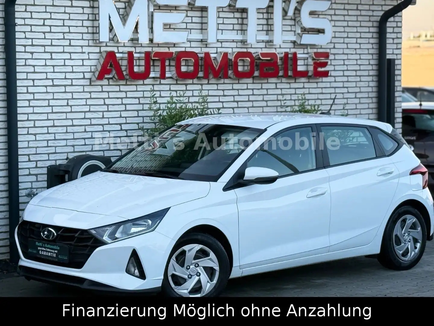 Hyundai i20 Pure*SHZ*PDC*TÜV-2027*Top Gepflegt Weiß - 1