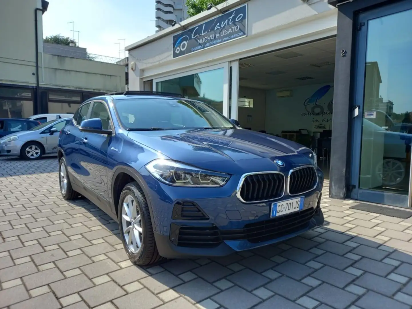 BMW X2 xDrive20d Business-X   *4x4* Blu/Azzurro - 1