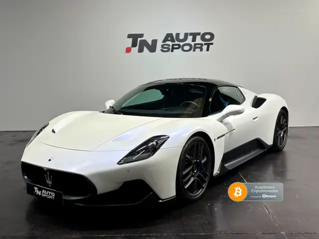 Maserati MC20