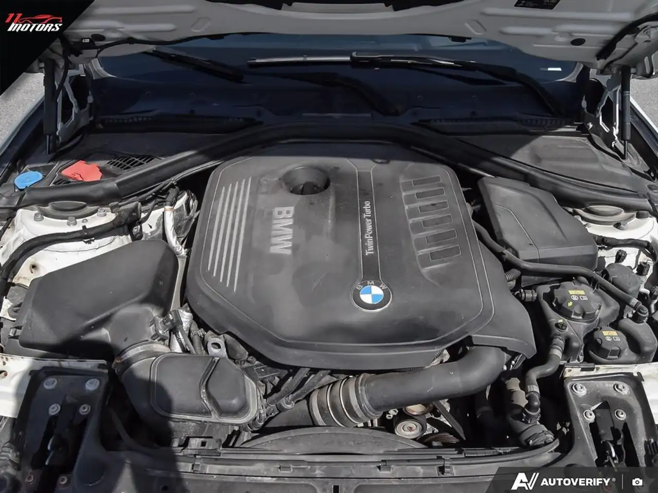 BMW 3 Series photo BMW 3 Series