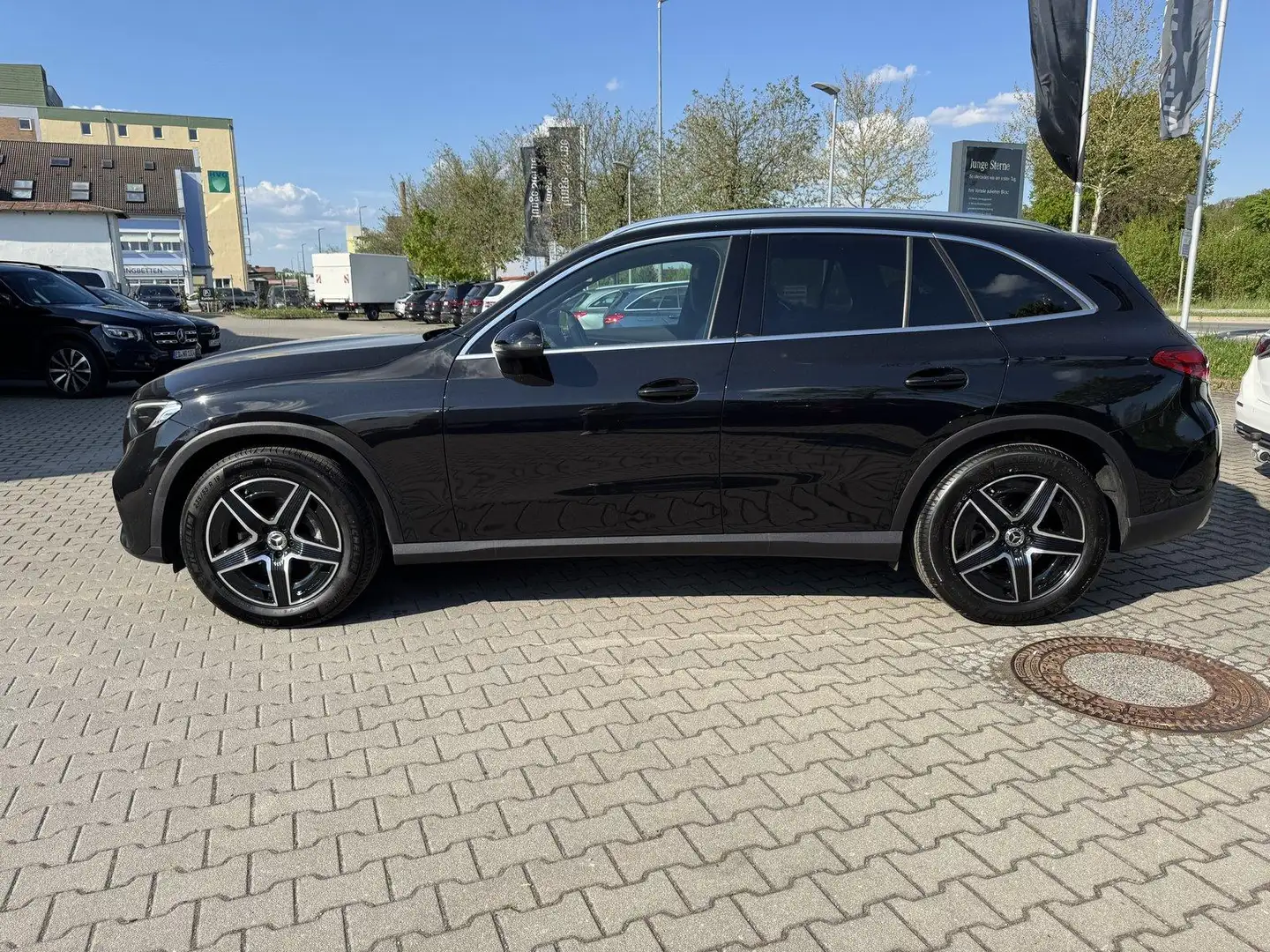 Mercedes-Benz GLC 200 AMG-Advanced-Plus*AHK*PANO*LEDER*Winter* Noir - 2