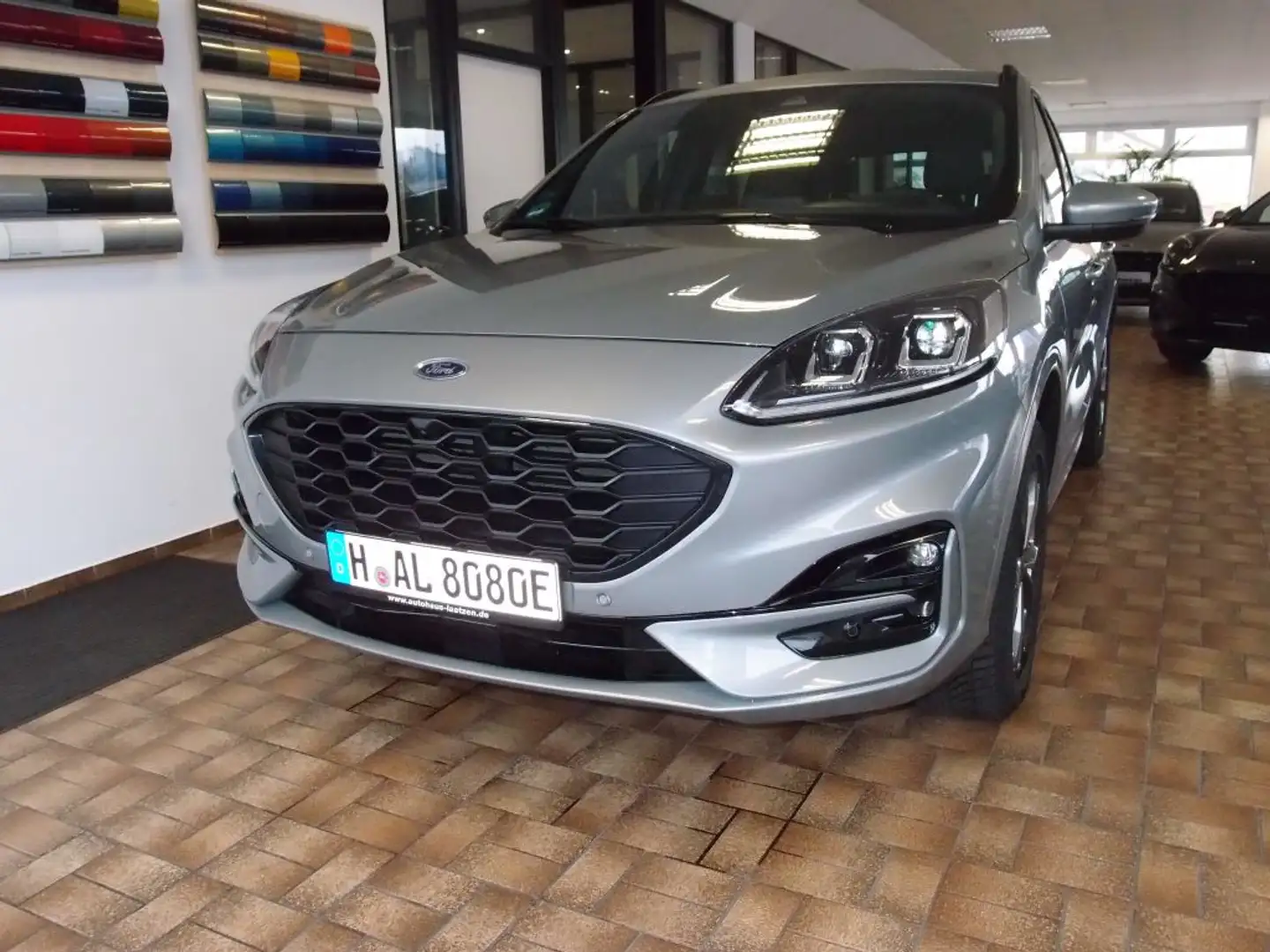 Ford Kuga 2.5 Duratec PHEV ST-LINE X Silber - 2