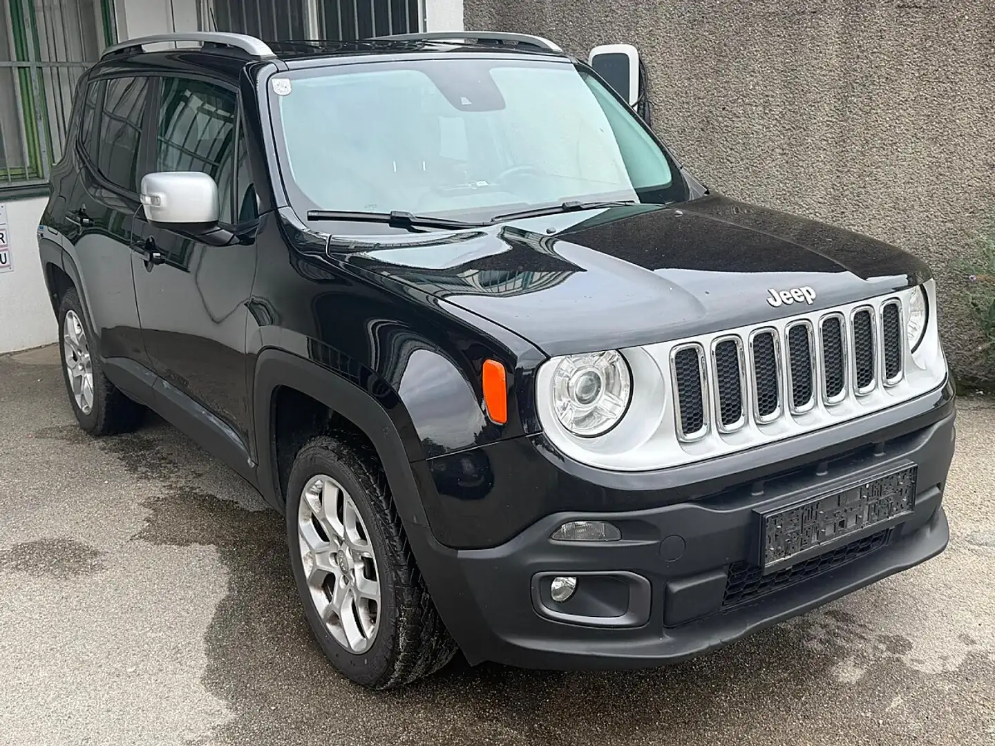 Jeep Renegade 2.0 Multijet Autom. Limited 4WD Schwarz - 2