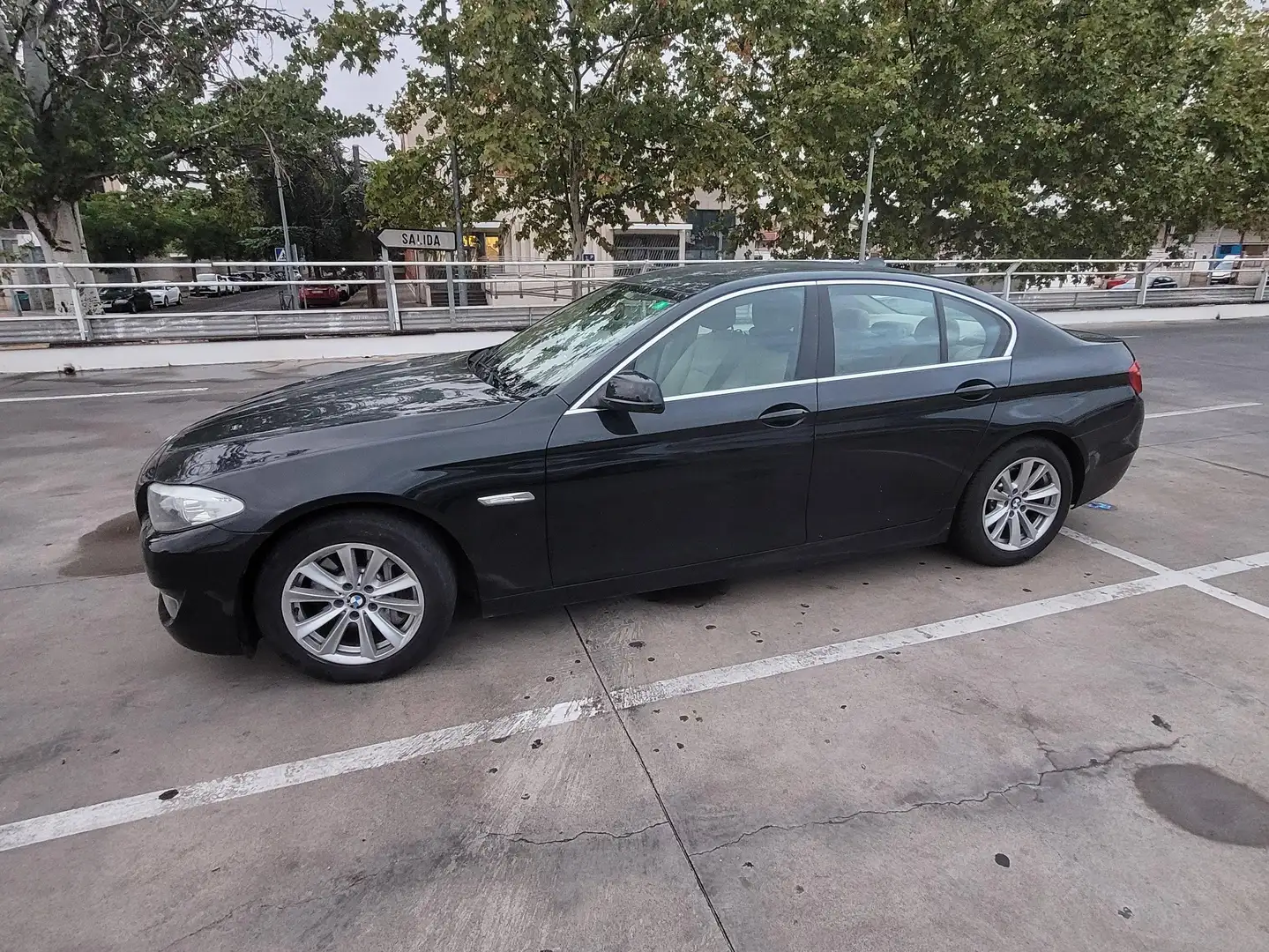 BMW 530 530dA Negro - 1