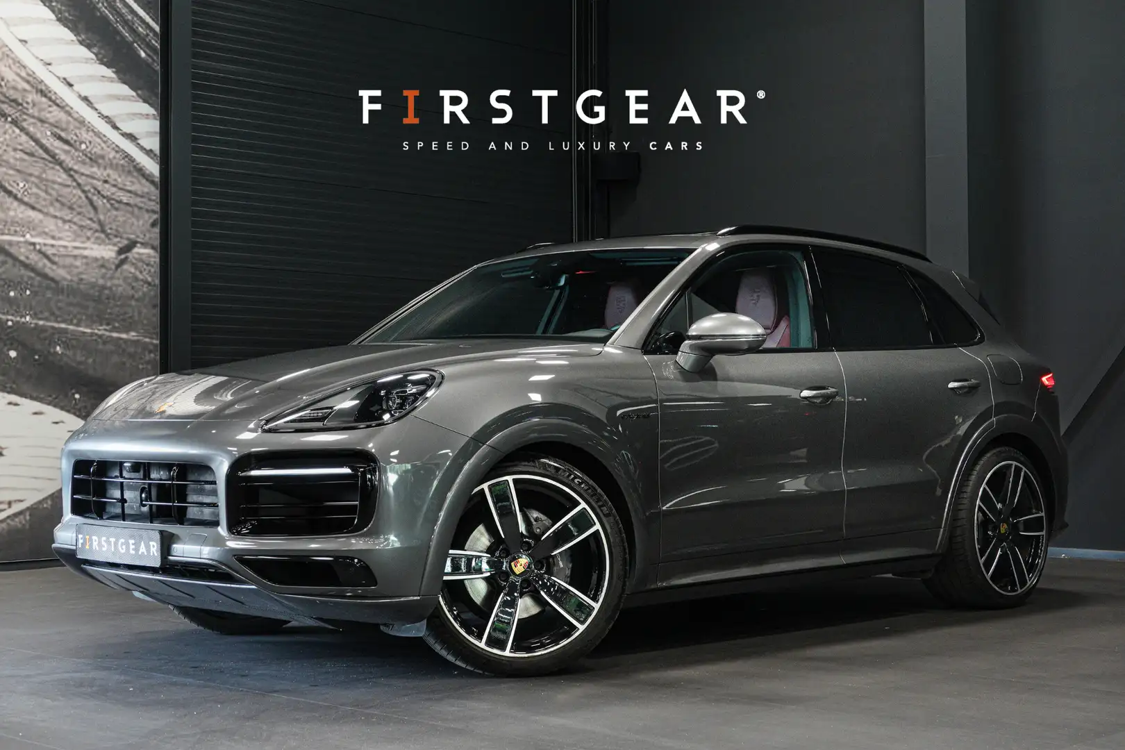 Porsche Cayenne 3.0 E-Hybrid *Sport-Chrono / PASM / Panorama / BOS Gris - 1