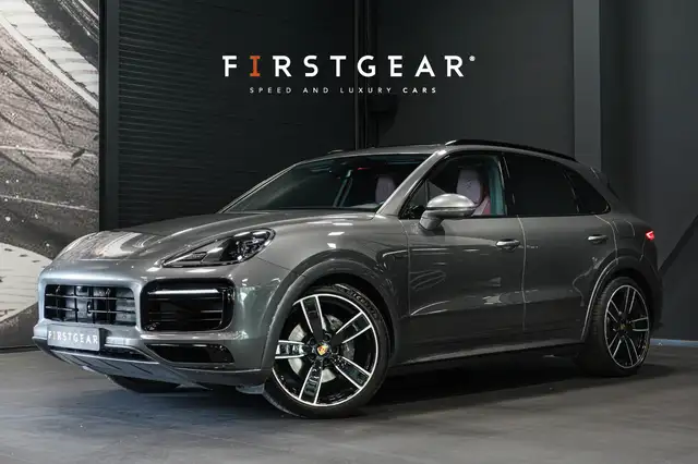 Porsche Cayenne 3.0 E-Hybrid *Sport-Chrono / PASM / Panorama / BOS