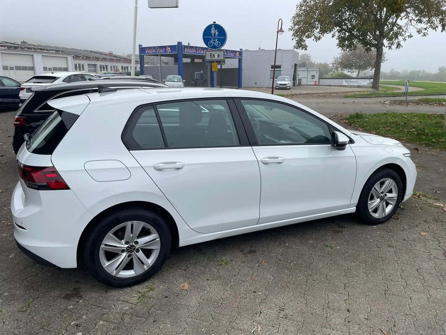 Volkswagen Golf 8 2.0TDI DSG Life Weiß - 2
