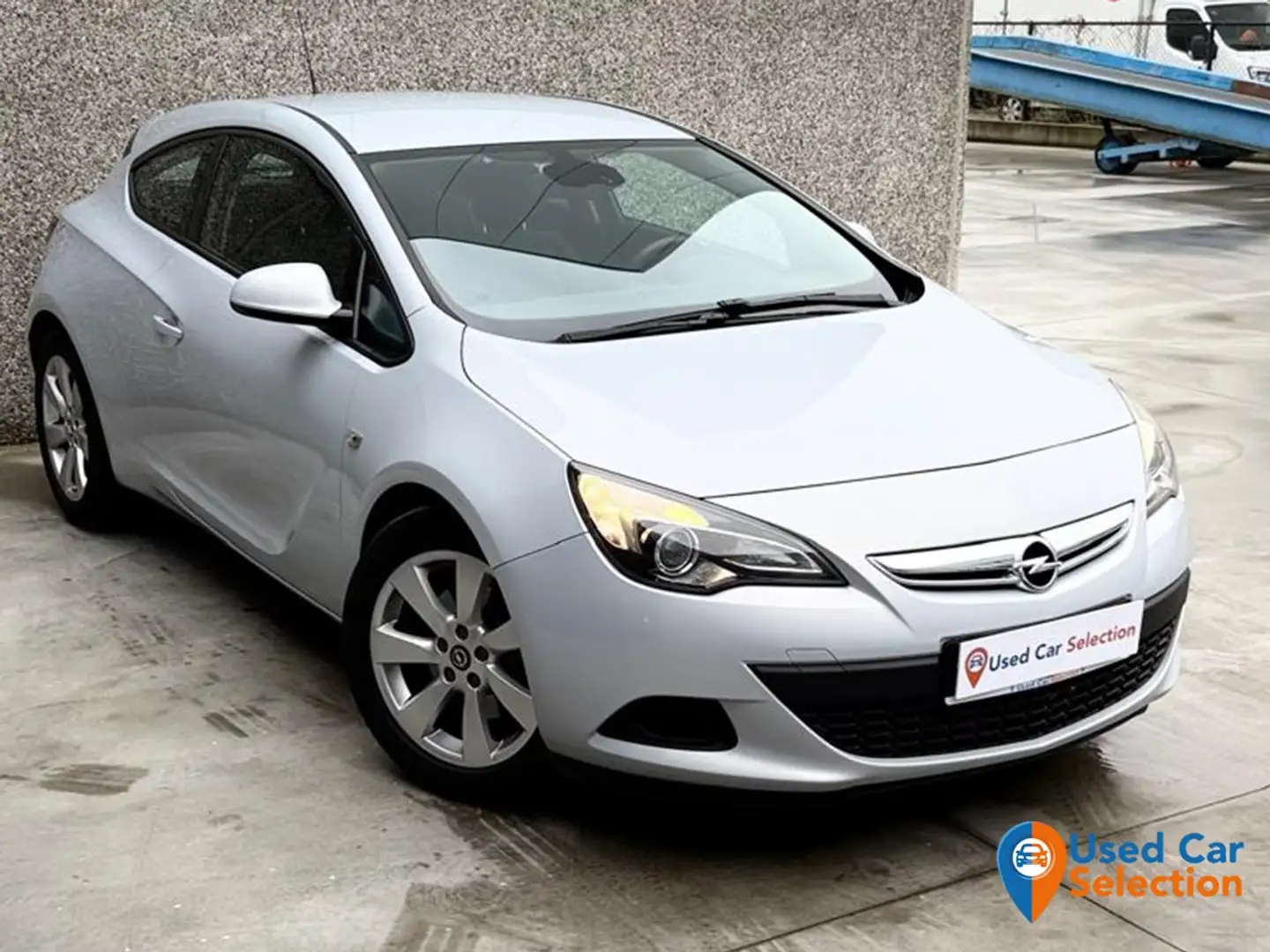 Opel Astra Astra GTC 1.4 Turbo Active Argent - 2