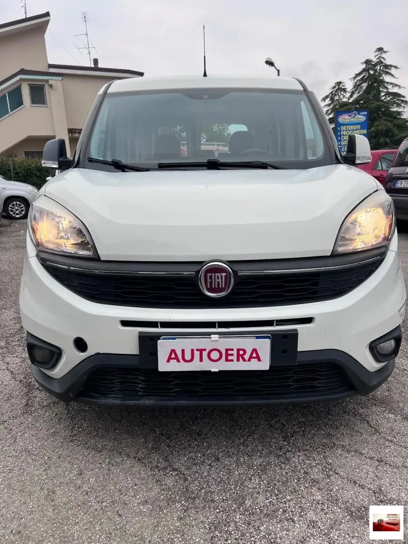 Fiat Doblo Doblò 1.6 MJT 120 CV Trekking Blanc - 1