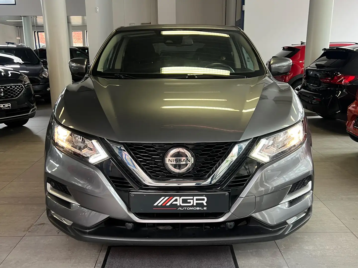 Nissan Qashqai Qashqai 1.3 top état ✅✅ Grau - 2