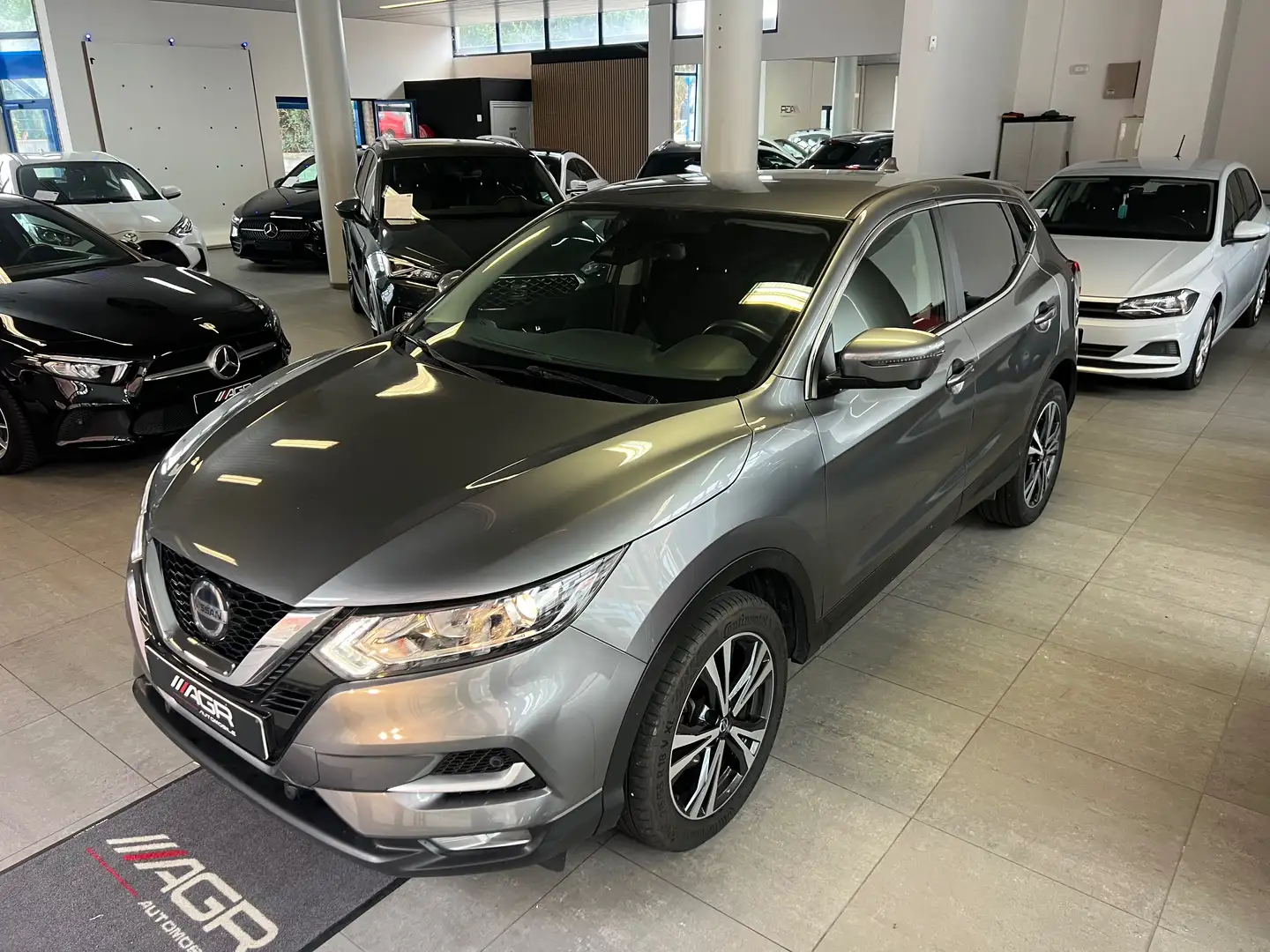 Nissan Qashqai Qashqai 1.3 top état ✅✅ Grau - 1