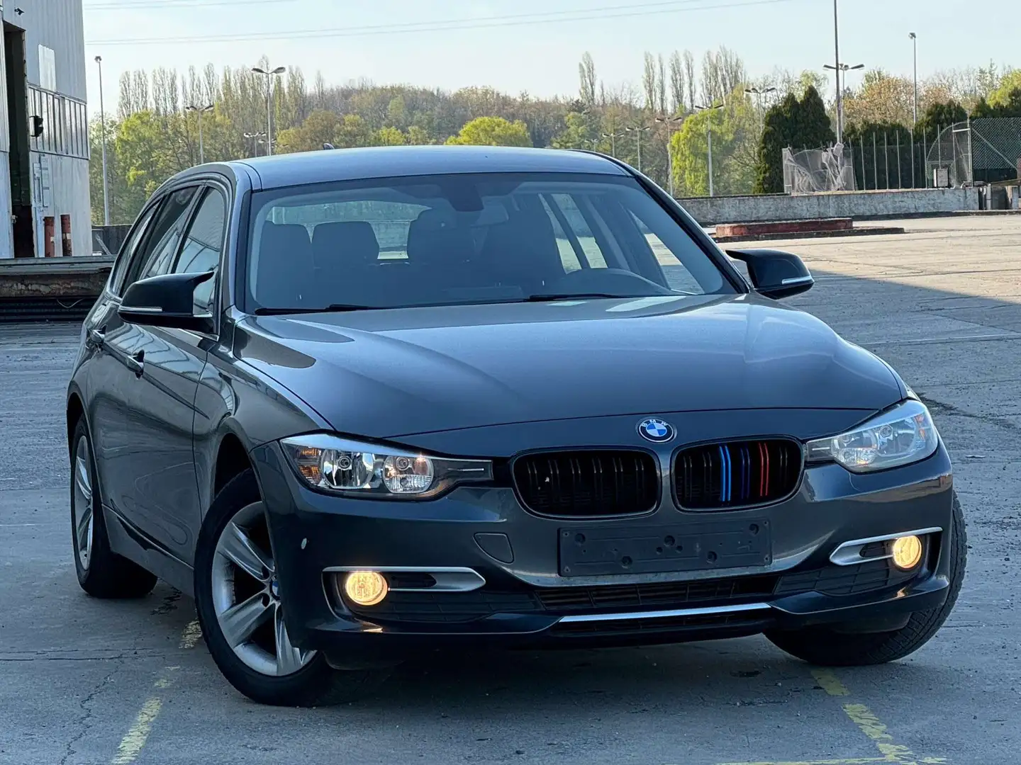 BMW 316 D/PACKSPORT/FULLOPTIONS/ETAT NEUF/1PROP CARNET Gris - 2