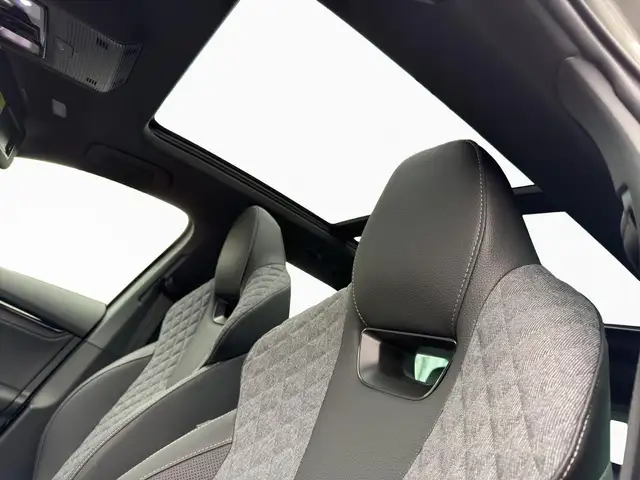Skoda Octavia view 14