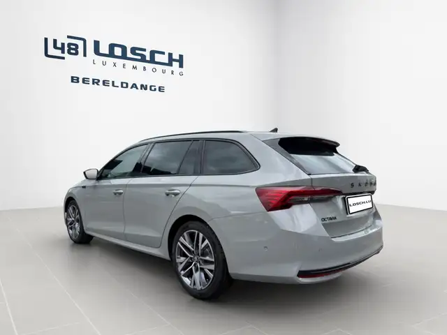 Skoda Octavia view 7