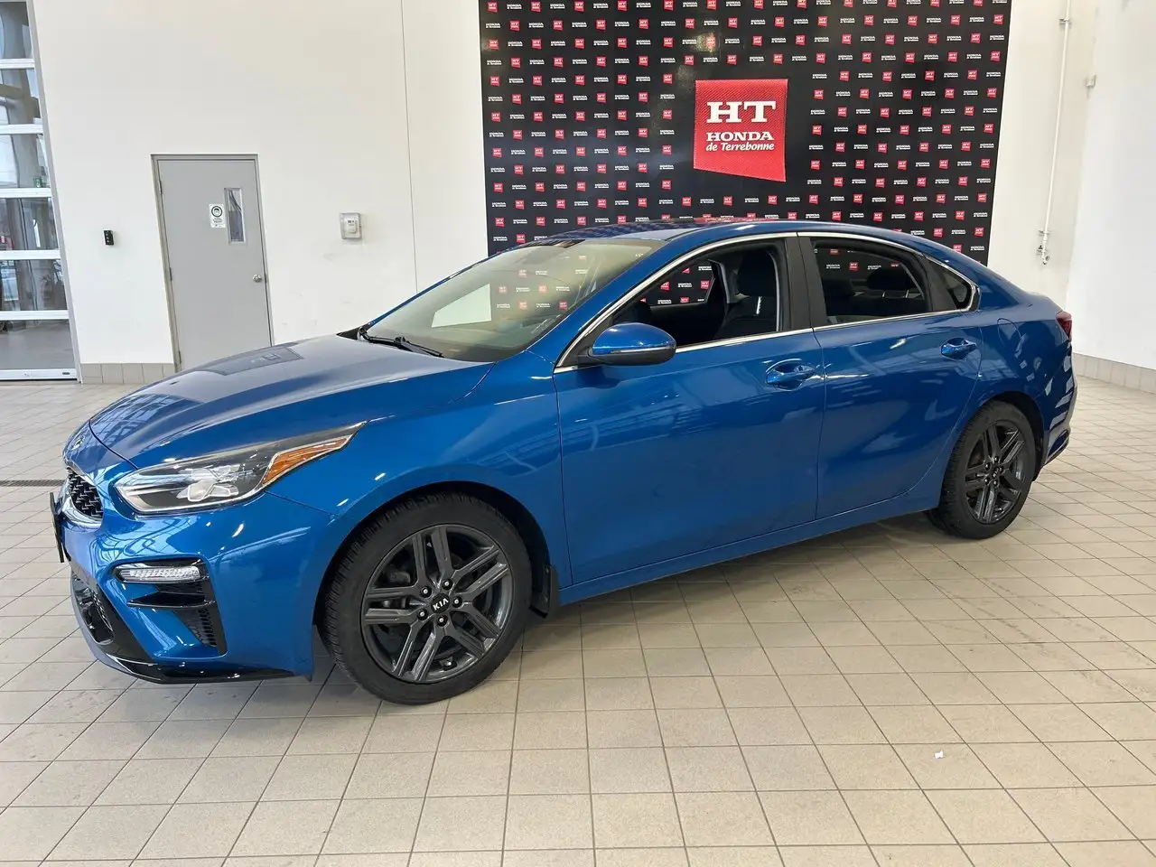 Kia Forte снимка Kia Forte