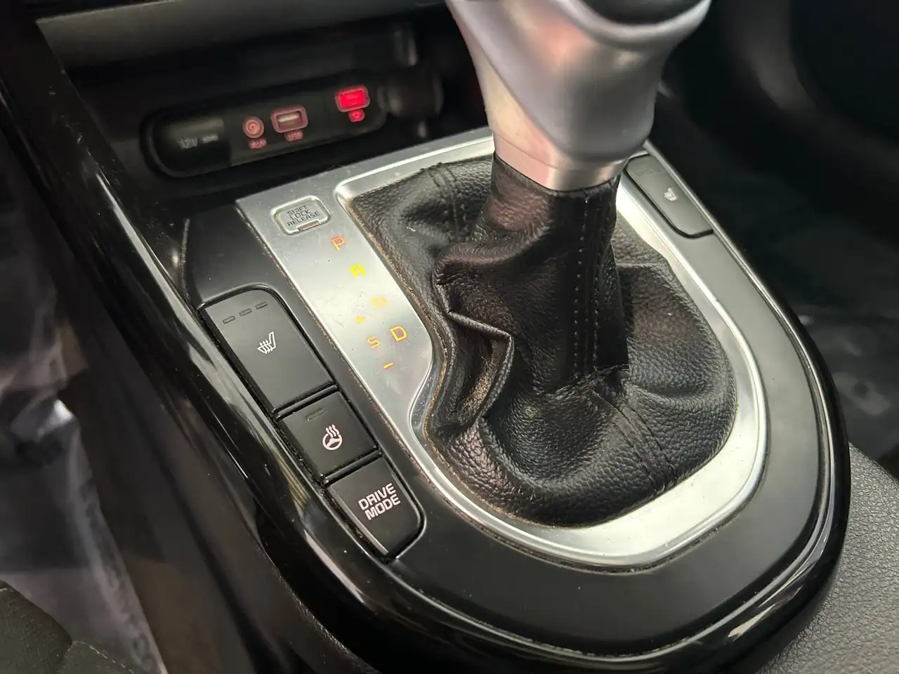 Kia Forte снимка Kia Forte