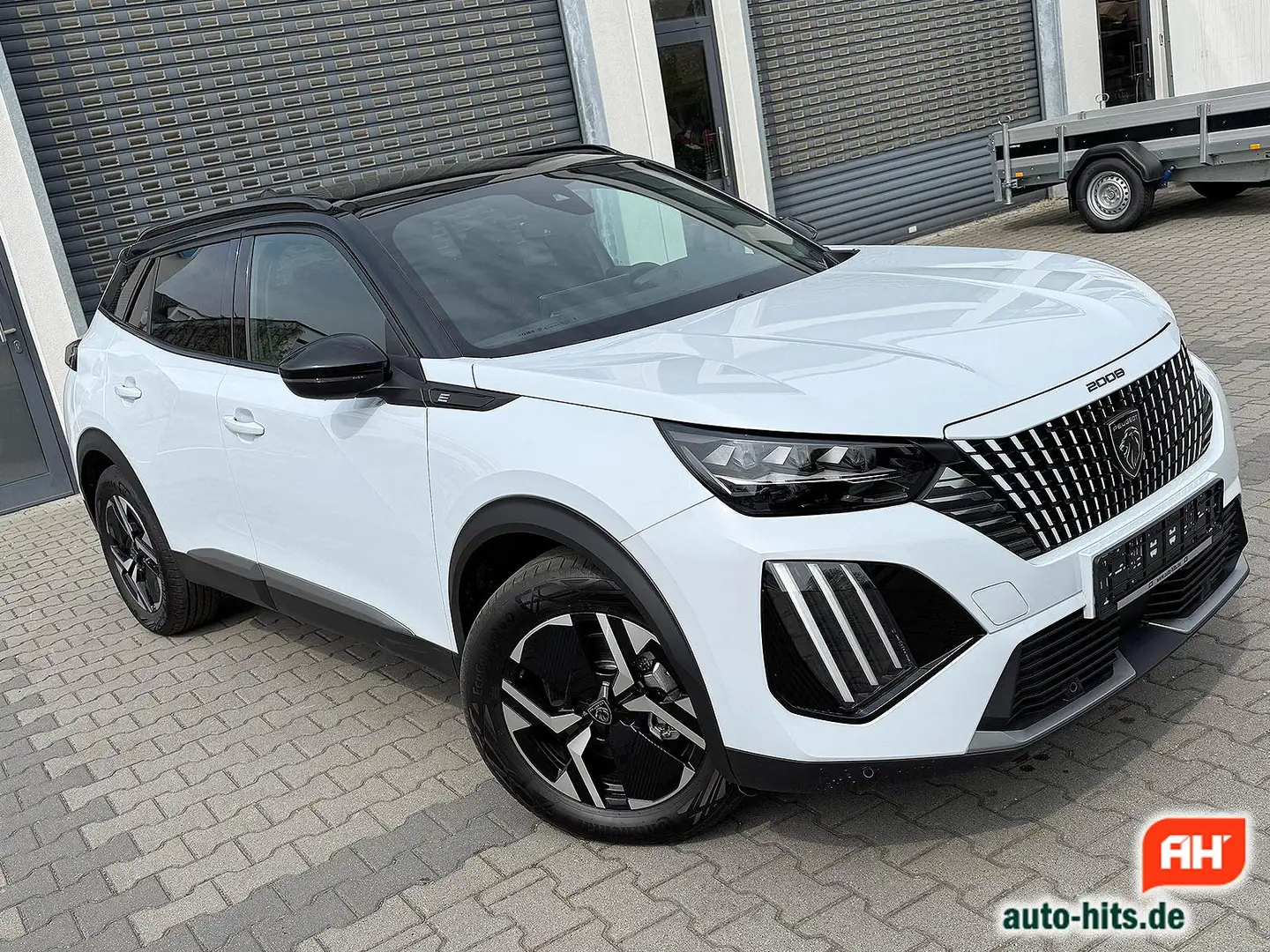 Peugeot 2008 e-2008 GT First Edtion ACC Navi 115 kw ab Lager Weiß - 2