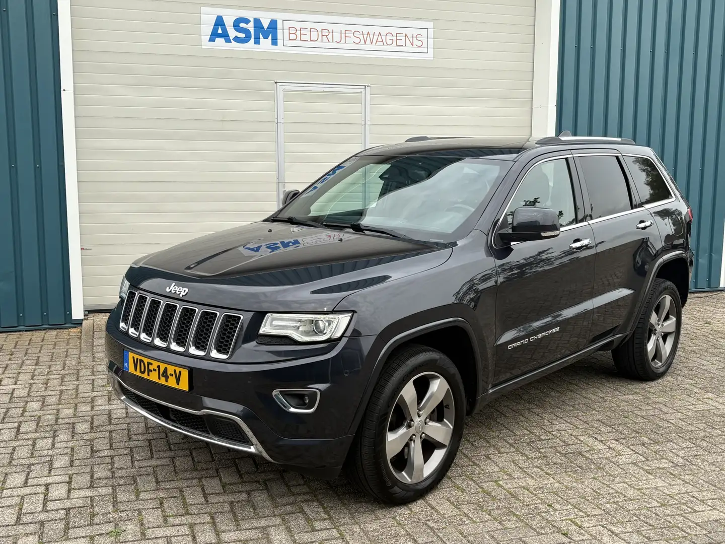 Jeep Grand Cherokee 3.0 251Pk CRD Overland / Cruise / Airco / Navi / T Modrá - 2