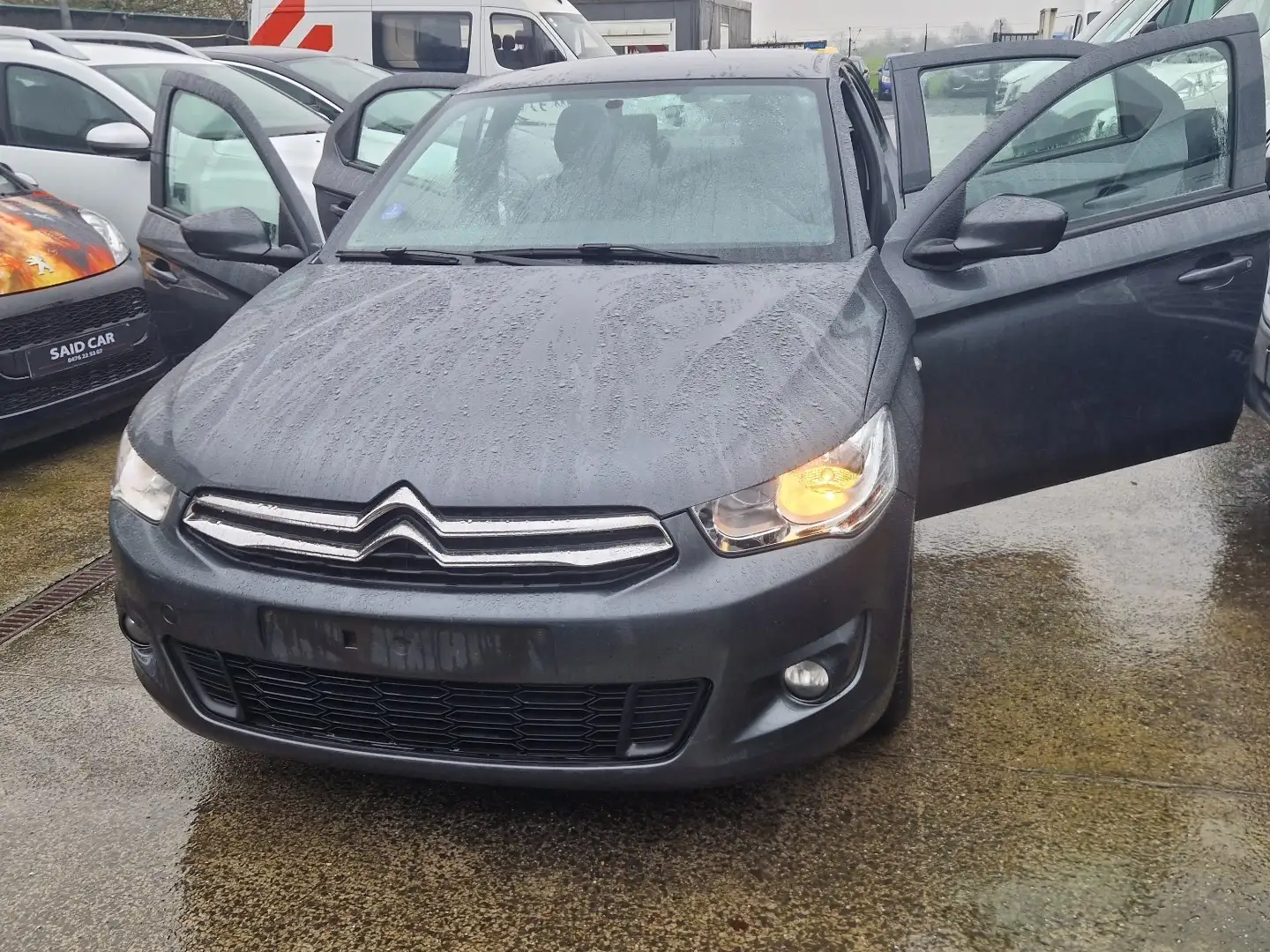 Citroen C-Elysée C-Elysee 1.2i PureTech Feel Gris - 1