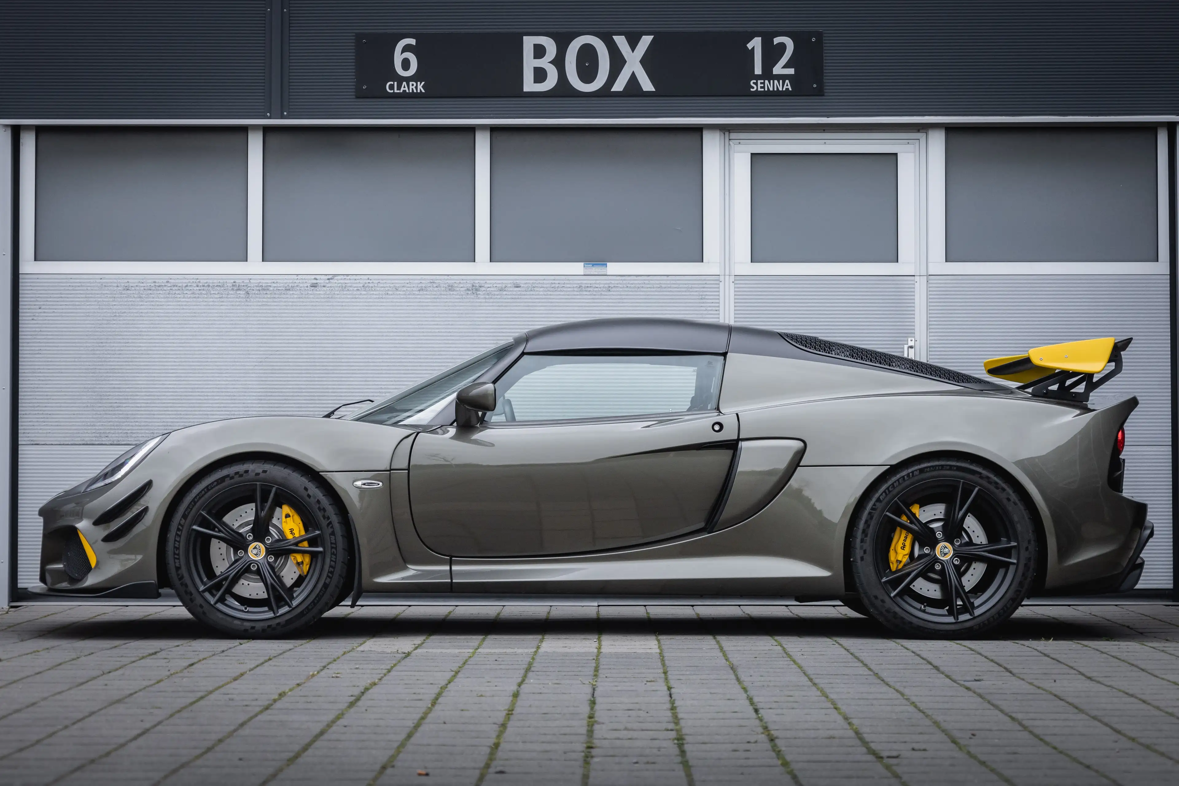 Lotus Exige 350 Sport *Military Grey + Carbon* — photo 5